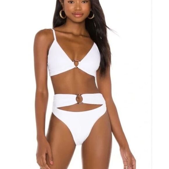 New. Pilyq water lily high waist ring bikini bottom. Medium. Retails $80 - Picture 5 of 9